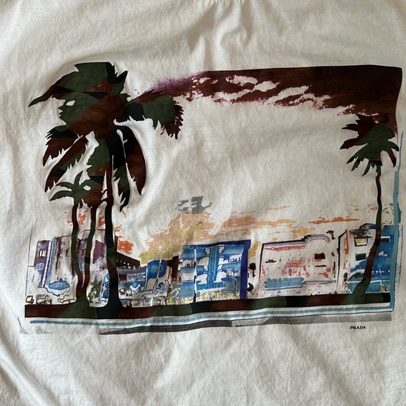 Prada tee shirt - Picture 2 of 6